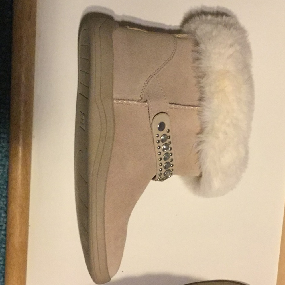 Suede cozy boots